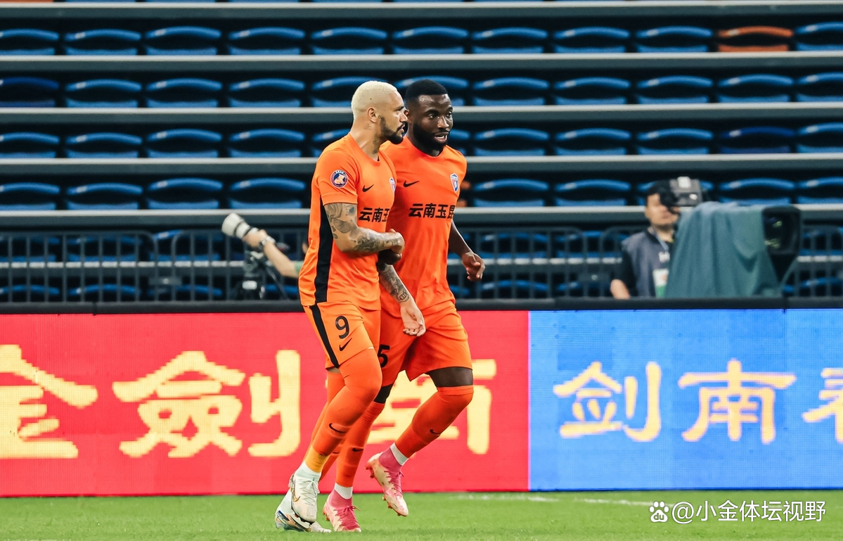 米兰体育app下载-中超集结日走向成谜，曼城强势反弹，质疑声仍在，身体对抗强度拉满的简单介绍-米兰体育app下载